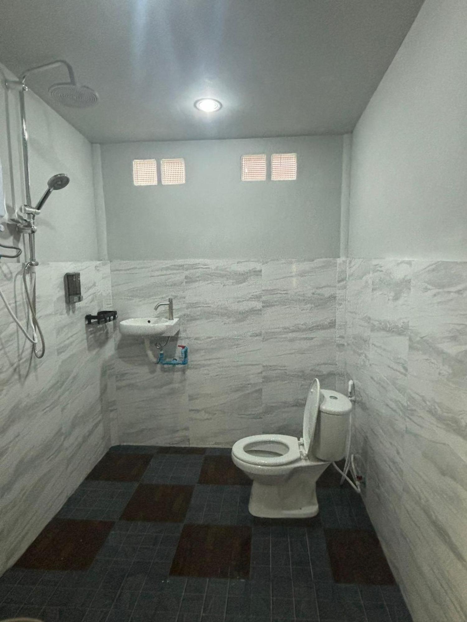 Tonmai Suites Ko Lanta Exteriér fotografie